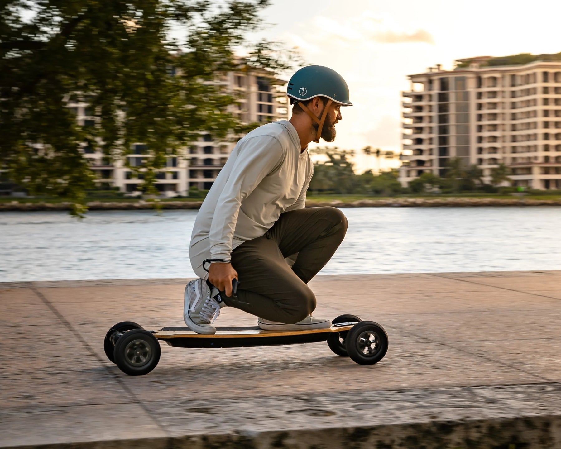 How to Ride an Electric Skateboard