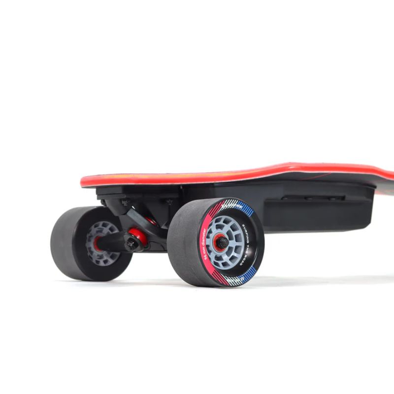 Backfire_G5s_Electric_Skateboard_Front_Wheels_and_Hub_Motor